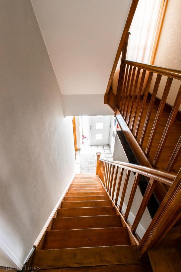 Maison Spacieuse Unifamiliale. Gite La Clochette บาสตาญ ภายนอก รูปภาพ